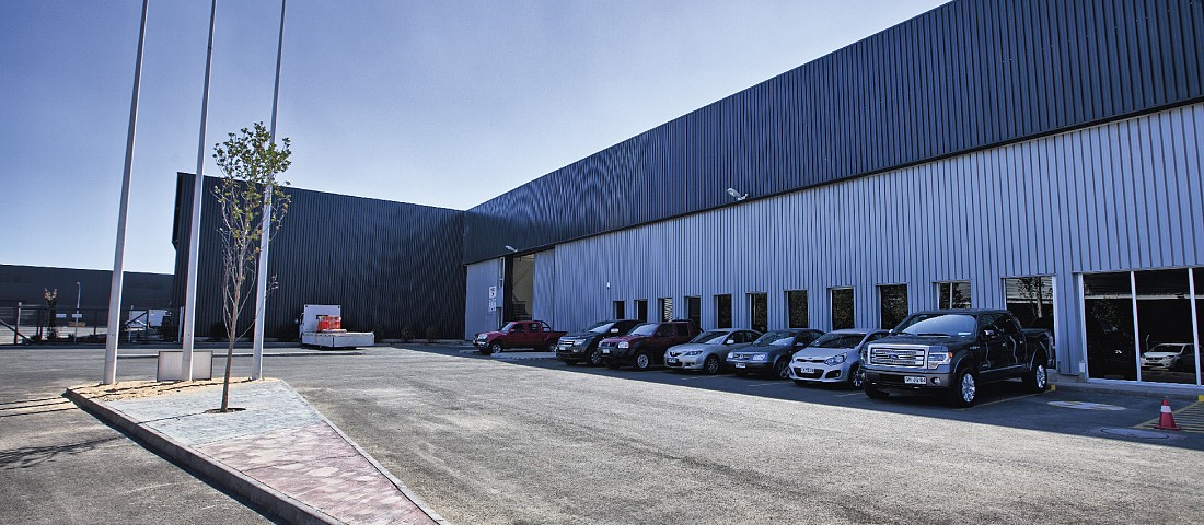 Estacionamiento bodegas industriales multiespacios Estacionamiento bodegas industriales multiespacios