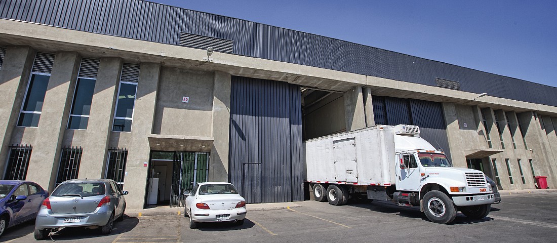 Estacionamiento bodegas industriales Estacionamiento bodegas industriales